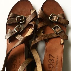 1937 Madewell Strappy sandal size 9
